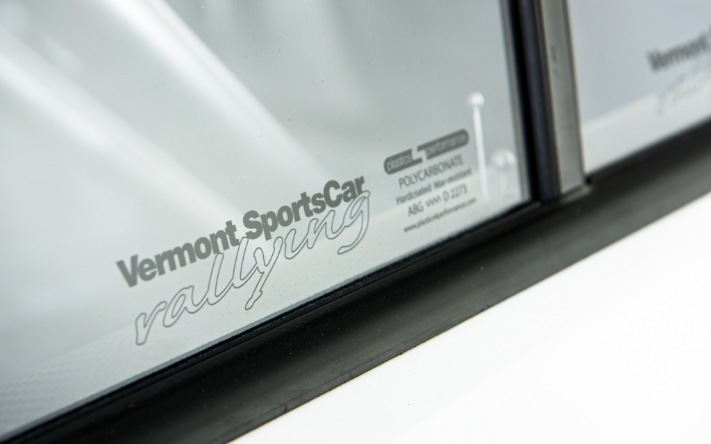 2015 VT15XV Rally Crosstrek Studio Windows